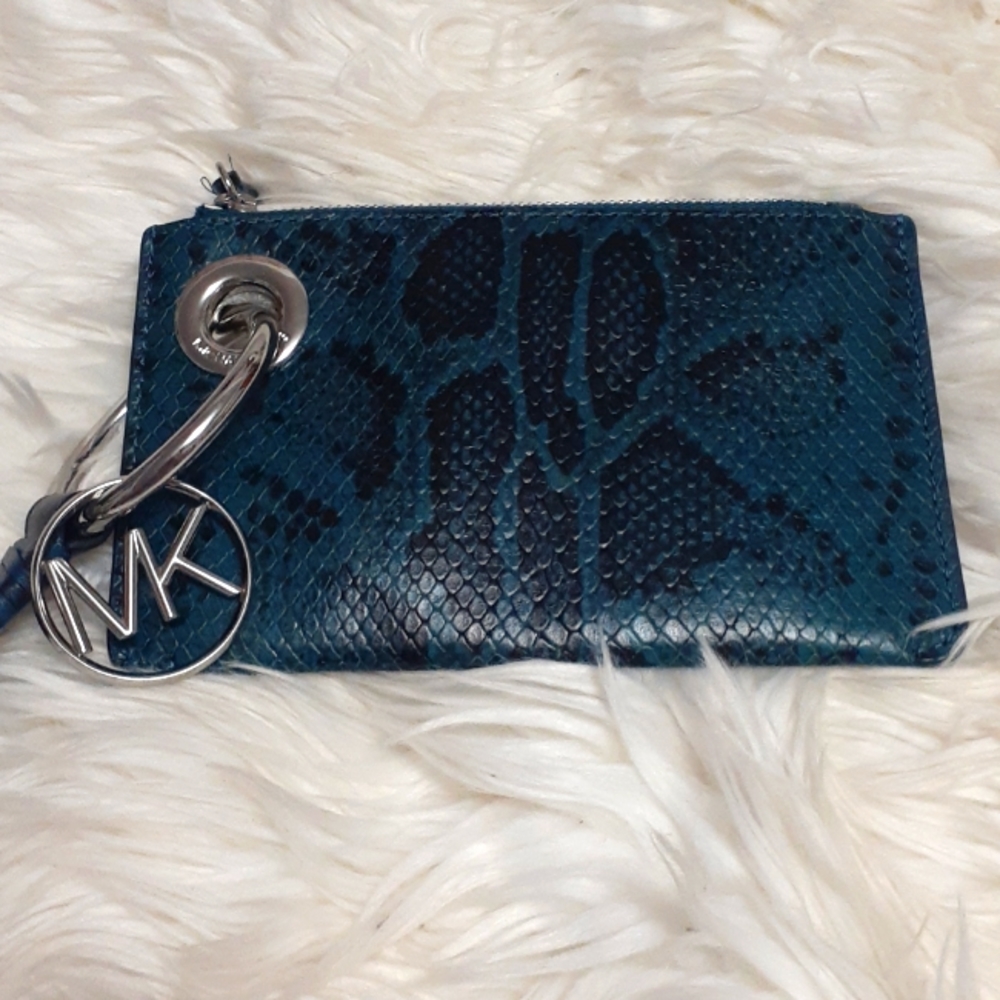 New Michael Kors Blue Snakeskin Print Leather Wristlet